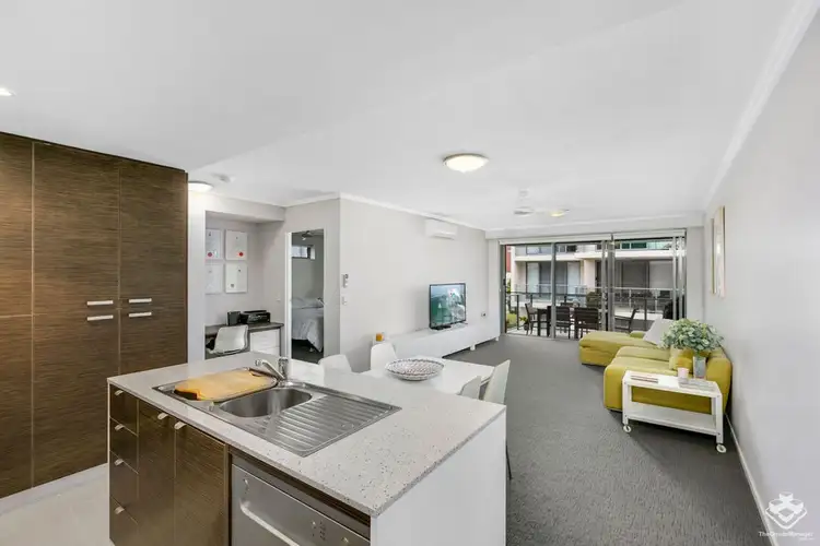 Unit 16 and 154 Musgrave Avenue, Southport QLD 4215