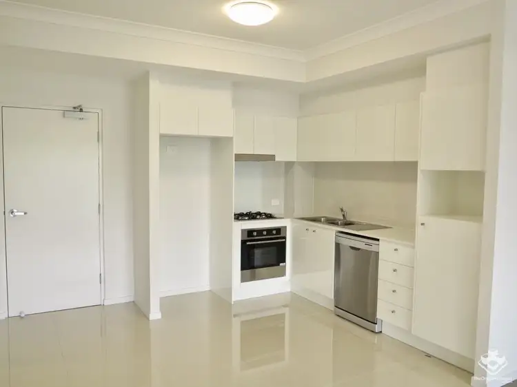 203/11 Playfield Street