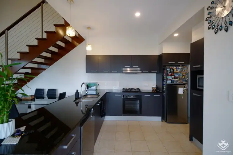 31 Waverley Road, Taringa QLD 4068
