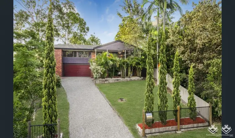 1 Lant Street, Chapel Hill QLD 4069