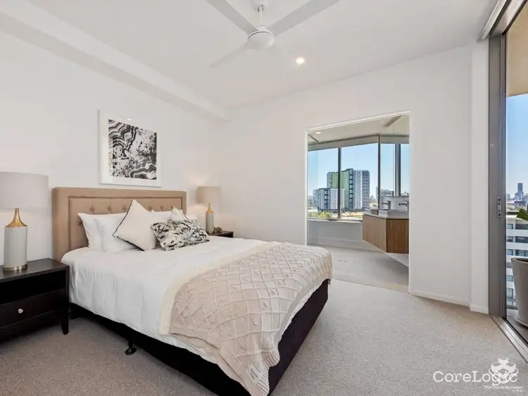 L2/54 Lincoln Street, Greenslopes QLD 4120