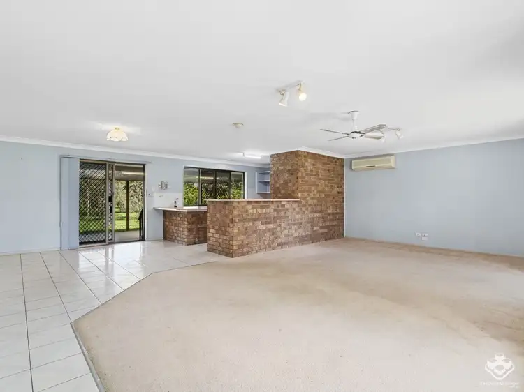 10 Executive Drive