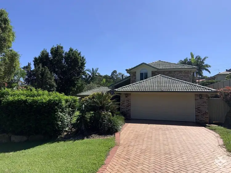 90 Gainsborough Avenue, Mackenzie QLD 4156
