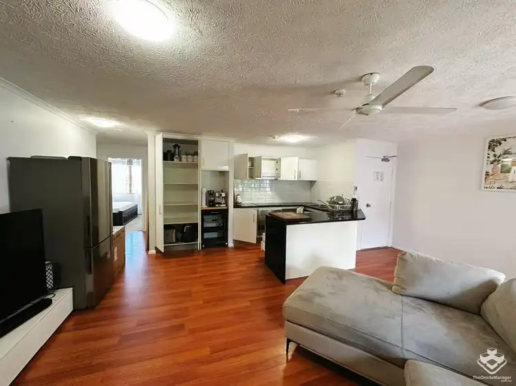 ID:21151443/38 Enderley Avenue, Surfers Paradise QLD 4217