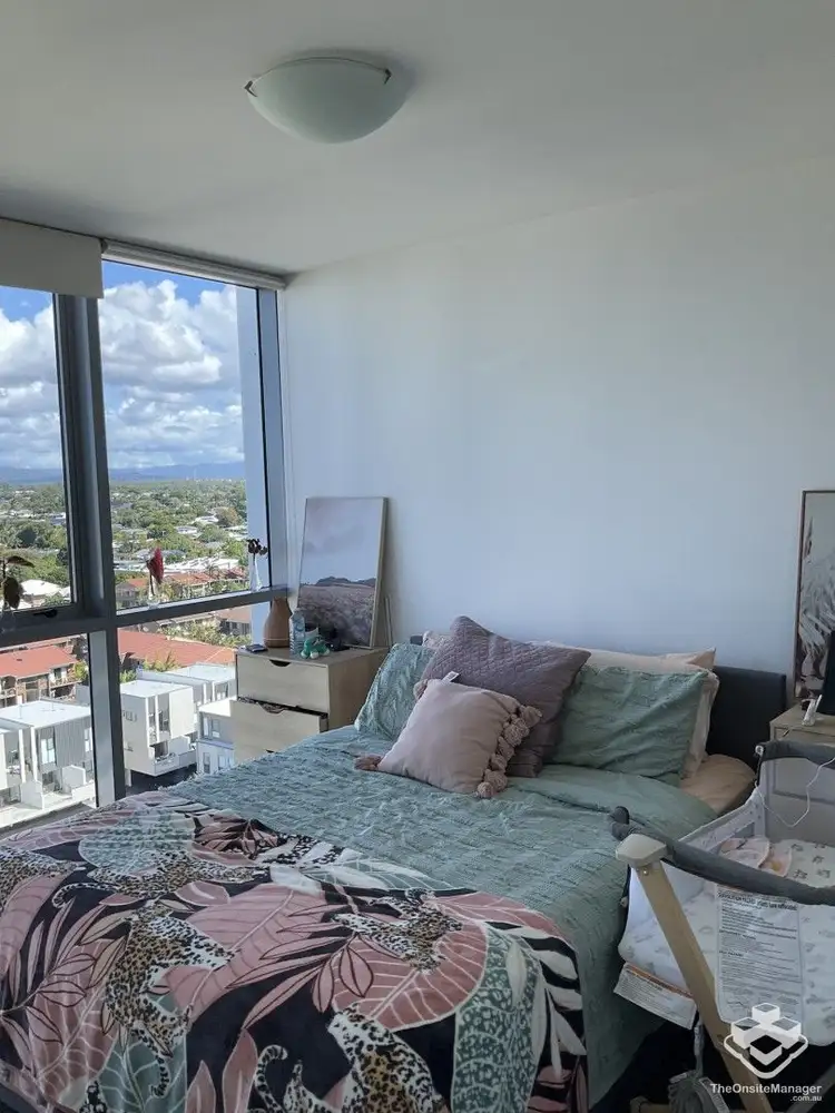 ID:21151910/19 Imperial Parade, Labrador QLD 4215