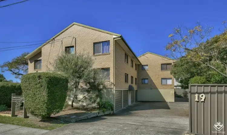 Main view of Homely unit listing, 6/19 Temple Street, Coorparoo QLD 4151