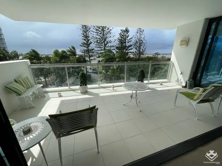 ID:21152117/230 Marine Parade, Labrador QLD 4215