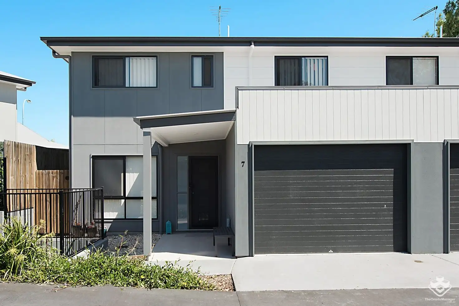 Main view of Homely townhouse listing, ID:21152741/2 Emerald Place, Bridgeman Downs QLD 4035