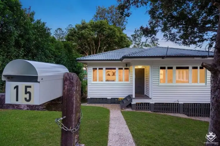 15 Tyne Street, Taringa QLD 4068