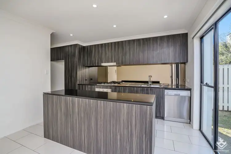 ID:21152696/18 Archipelago Street, Pacific Pines QLD 4211