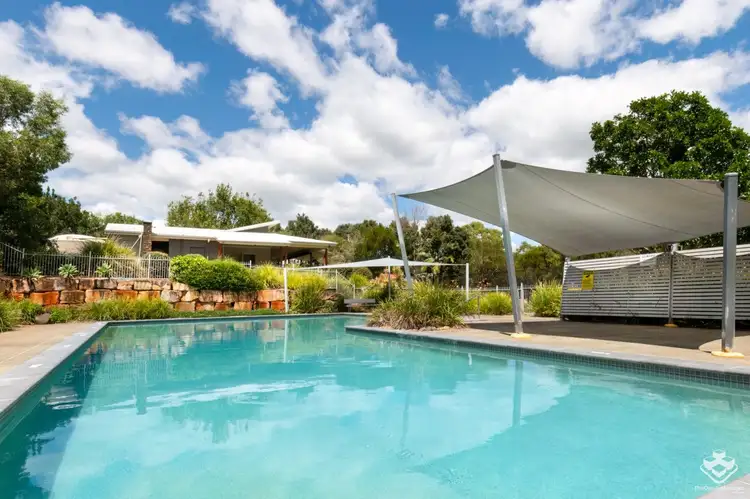 31 Shaw Place, Redland Bay QLD 4165