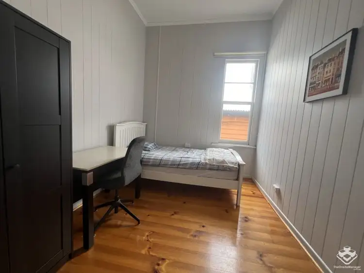 37 Sedgebrook Street, Spring Hill QLD 4000
