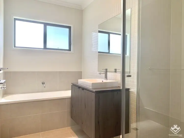 6 Hovea Street, Coomera QLD 4209