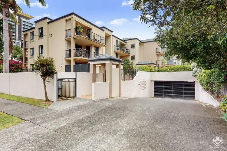 Main view of Homely unit listing, Unit 2/13-15 Illawong Street, Chevron Island QLD 4217