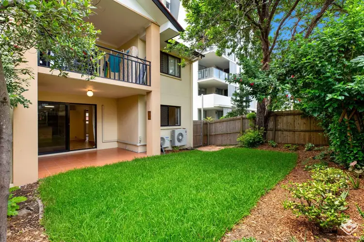 1/21 Regent Street, Woolloongabba QLD 4102