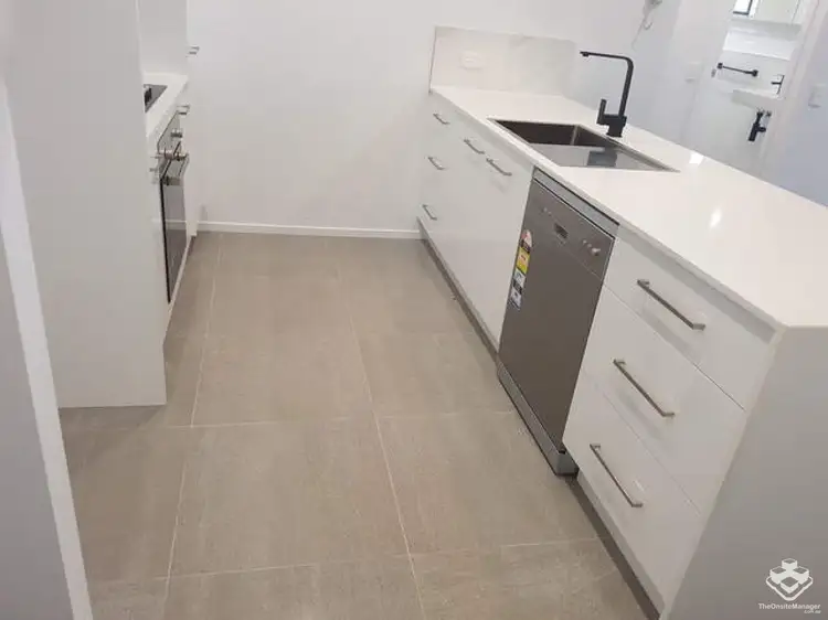 Fourth view of Homely apartment listing, ID:21154250/20 Bombery, Cannon Hill QLD 4170