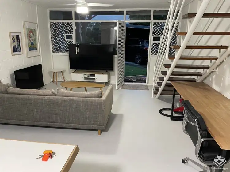 3/3 Margaret Avenue, Broadbeach QLD 4218