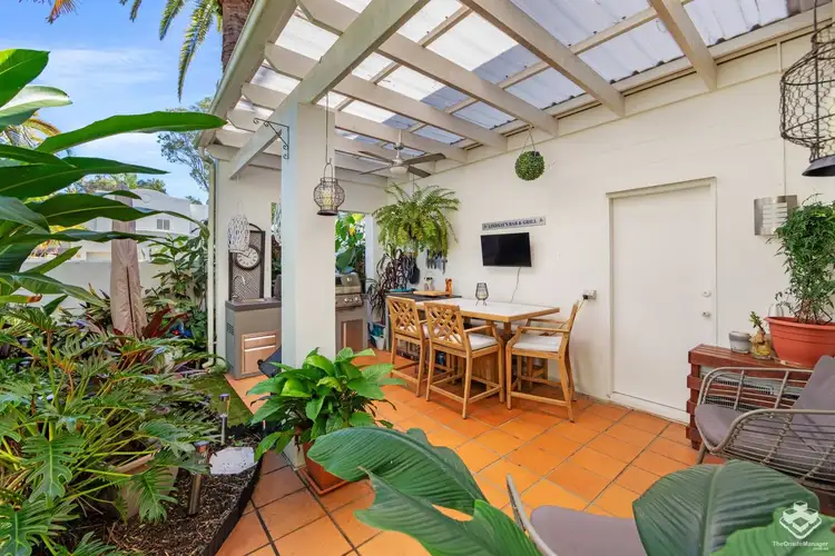 Sixth view of Homely apartment listing, 2/100 Cotlew Street East, Southport QLD 4215