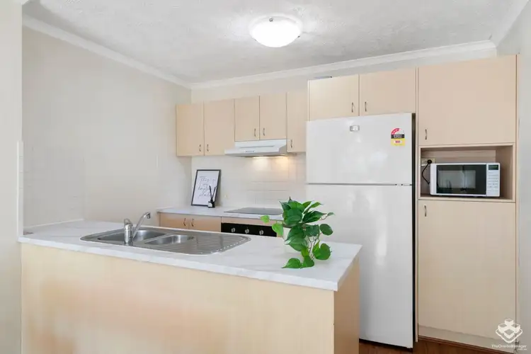 Third view of Homely apartment listing, 6/8 Mascar Street, Upper Mount Gravatt QLD 4122