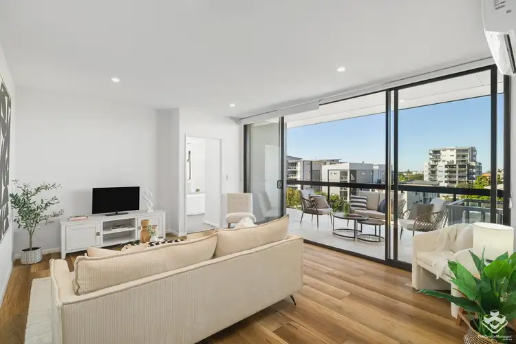 ID:21155508/10 Curwen Terrace, Chermside QLD 4032