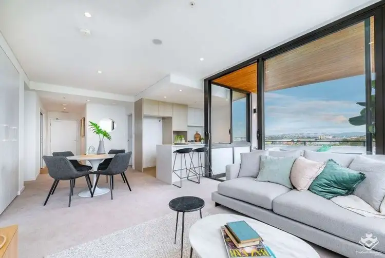 ID:21155514/320 MacArthur Avenue, Hamilton QLD 4007