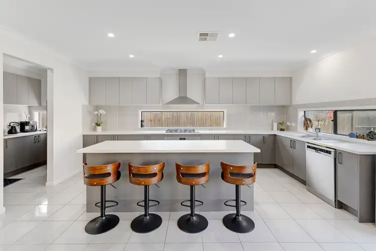 Second view of Homely house listing, 33 Honeyeater Street, Bahrs Scrub QLD 4207