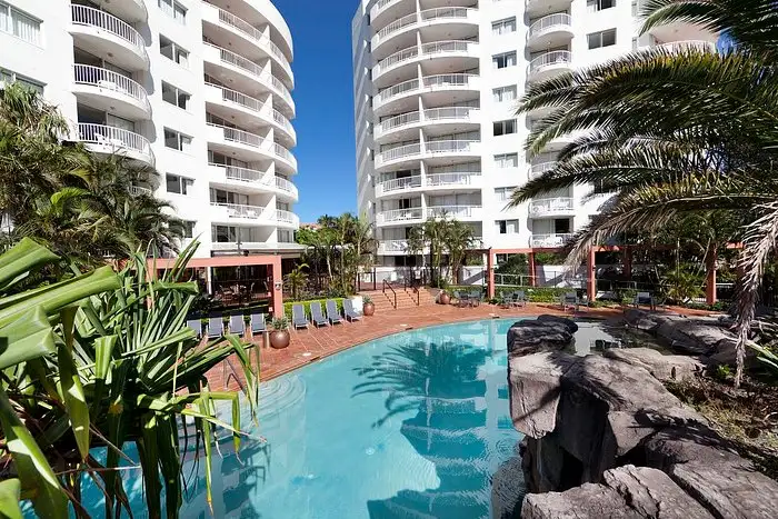 138 Ferny Avenue, Surfers Paradise QLD 4217