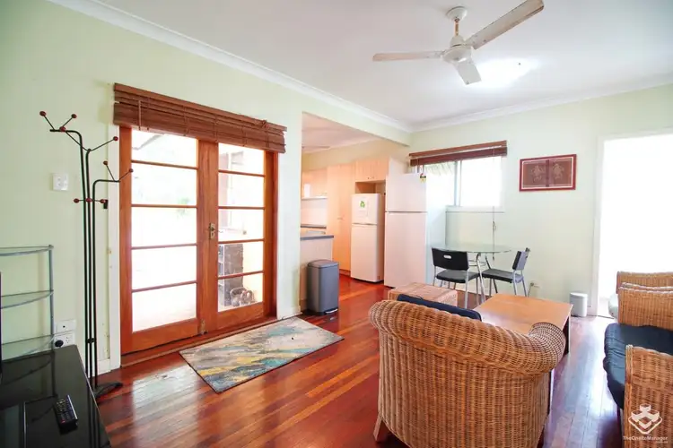 209 Carmody Road, St Lucia QLD 4067