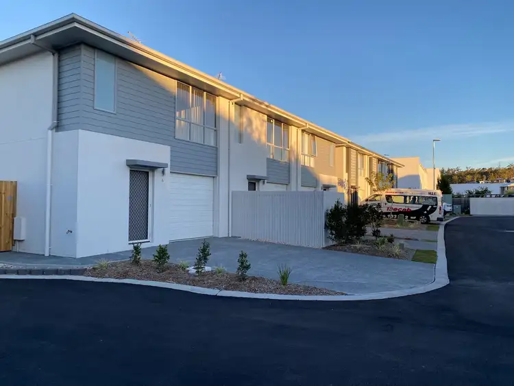 Second view of Homely unit listing, ID:21156229/3 Cliffdale Place, Spring Mountain QLD 4300