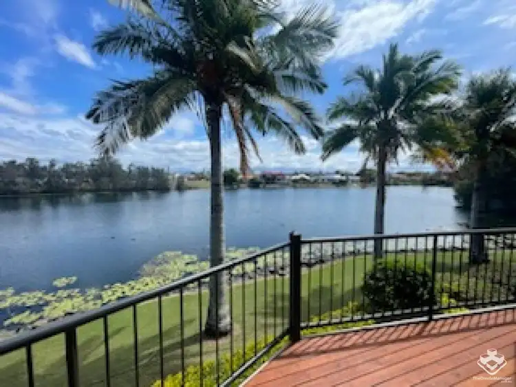 Unit42/7-9 Santa Cruz Boulevard, Clear Island Waters QLD 4226