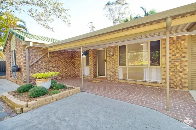 25 Dove Tree Crescent, Sinnamon Park QLD 4073