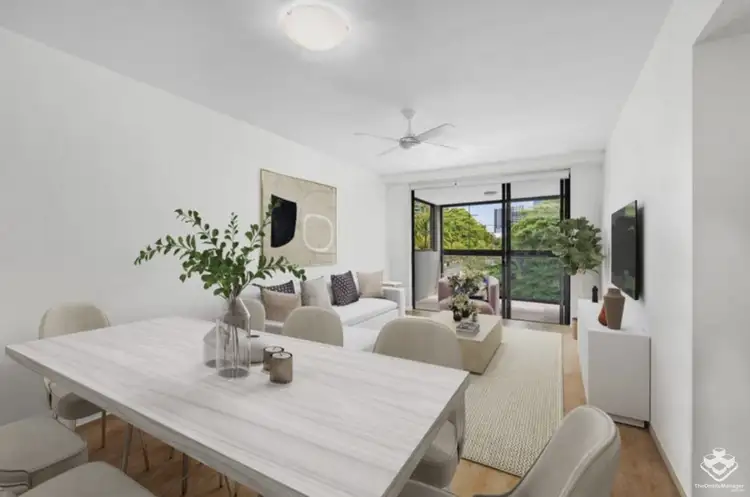 573 Coronation Drive