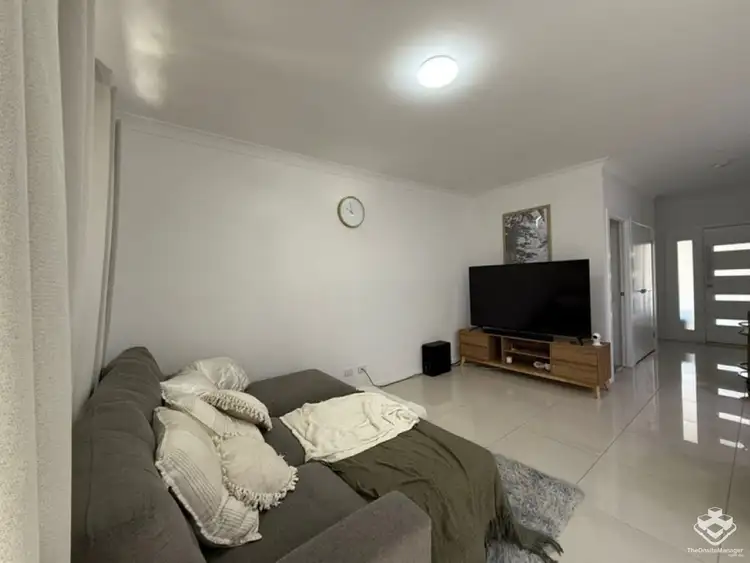 Second view of Homely townhouse listing, 2/166 Nottingham Road, Parkinson QLD 4115