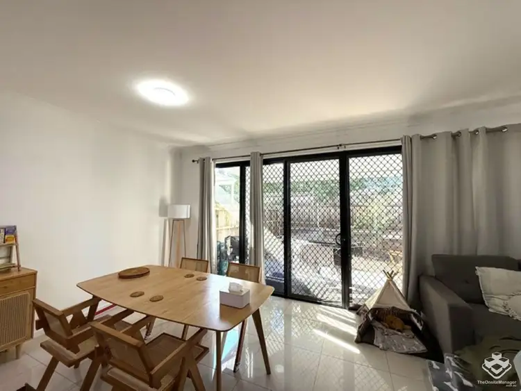 Third view of Homely townhouse listing, 2/166 Nottingham Road, Parkinson QLD 4115