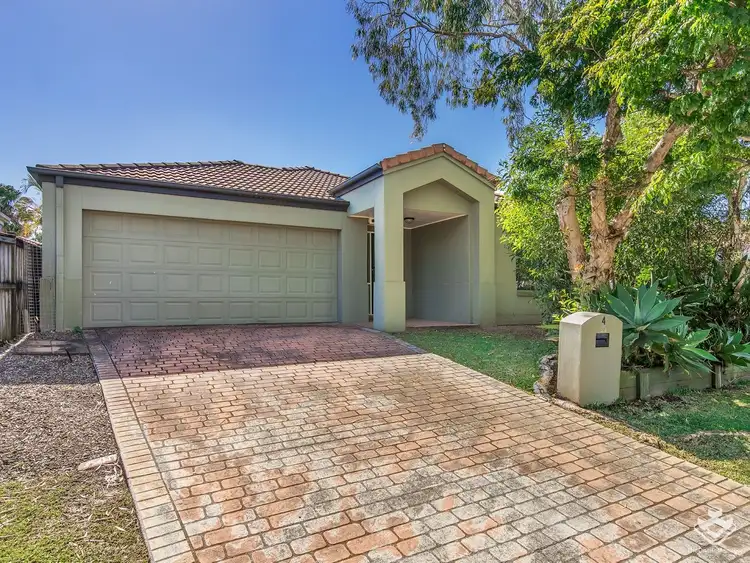 4 Harrow Place, Arundel QLD 4214