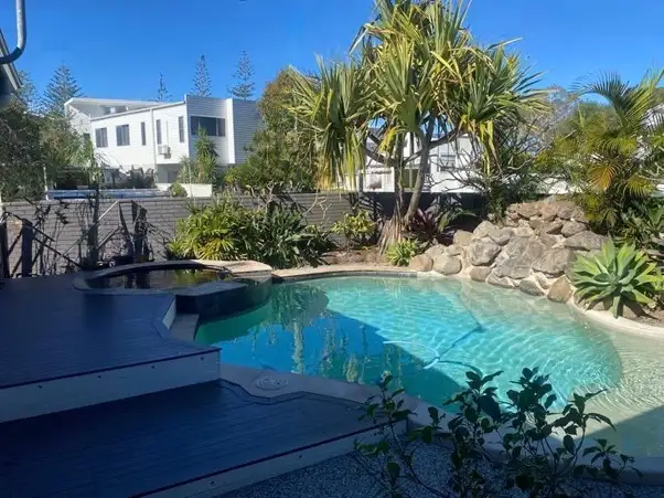 15 Elanora Drive, Burleigh Heads QLD 4220