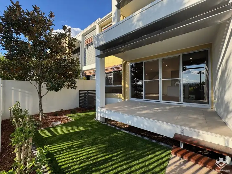 24/3400 Panorama Drive, Carrara QLD 4211