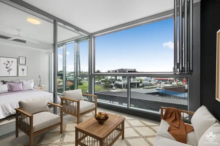 ID:21158397/2 Harbour Road, Hamilton QLD 4007