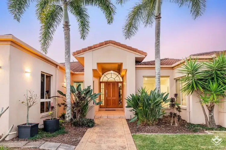 1643 Riverdale Court, Hope Island QLD 4212