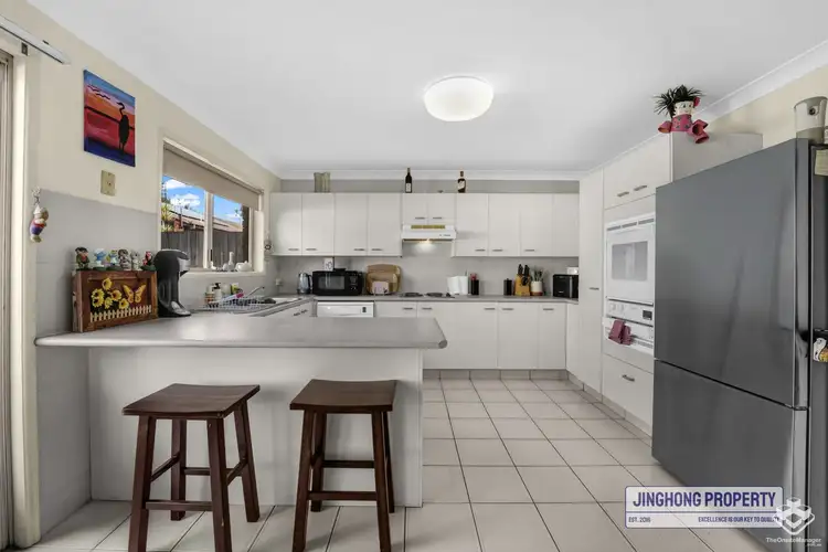 60/164 Wellington Street, Ormiston QLD 4160