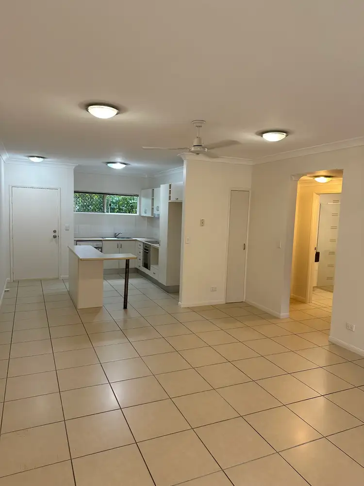 ID:21159256/1-13 Ernest St, Redlynch QLD 4870