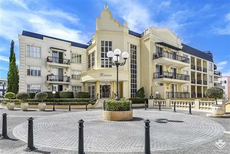 ID:21159436/3029 The Boulevard, Carrara QLD 4211