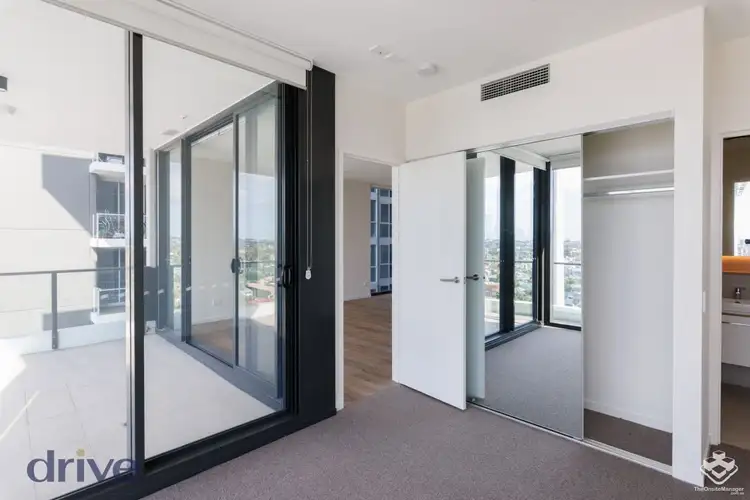 Fifth view of Homely apartment listing, ID:21159552/14 Trafalgar Street, Woolloongabba QLD 4102