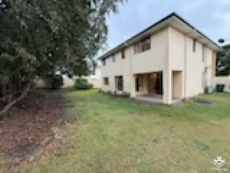 11 Tanzen Drive, Arundel QLD 4214