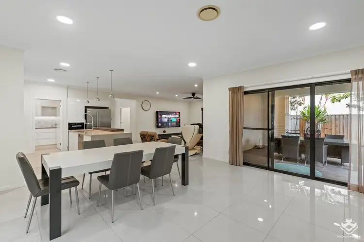 Fifth view of Homely house listing, 33 Peachtree Place, Stretton QLD 4116