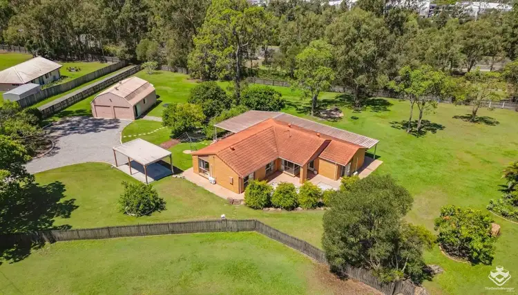 8 Phipps Place, Ormeau QLD 4208