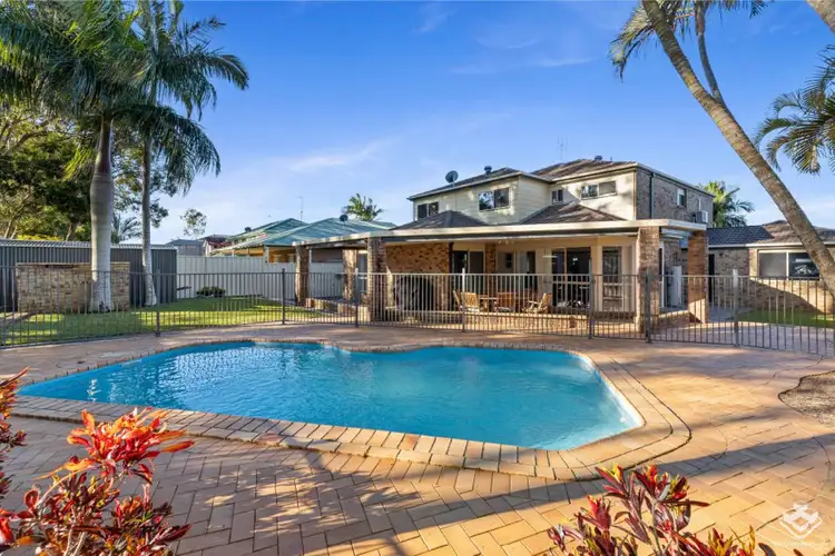 15 Urangan Court, Helensvale QLD 4212