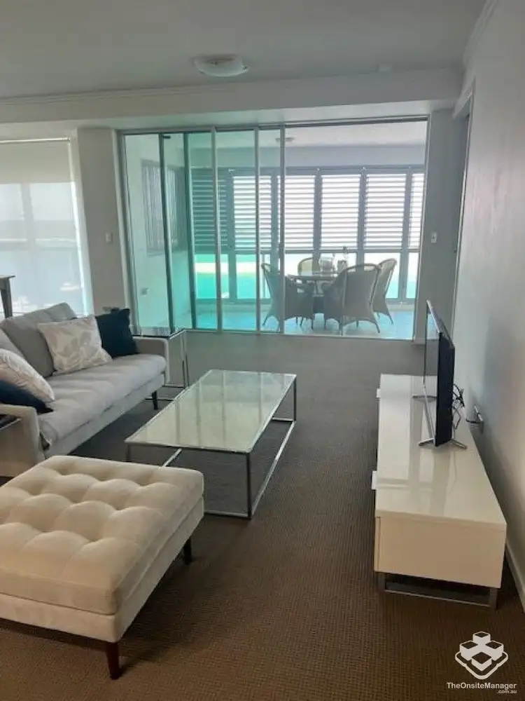 ID:21160955/300 Marine Parade, Labrador QLD 4215