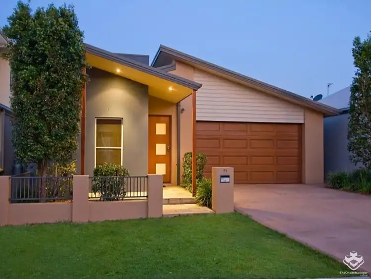 71 Azzurra Drive, Varsity Lakes QLD 4227