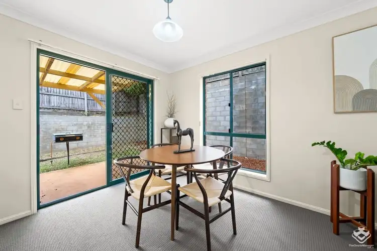 Fifth view of Homely townhouse listing, 2/90 Oakleaf Street, Eight Mile Plains QLD 4113